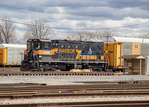 IHB Engine on the tracks